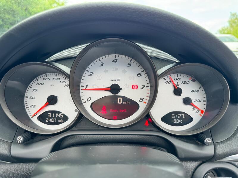 PORSCHE BOXSTER