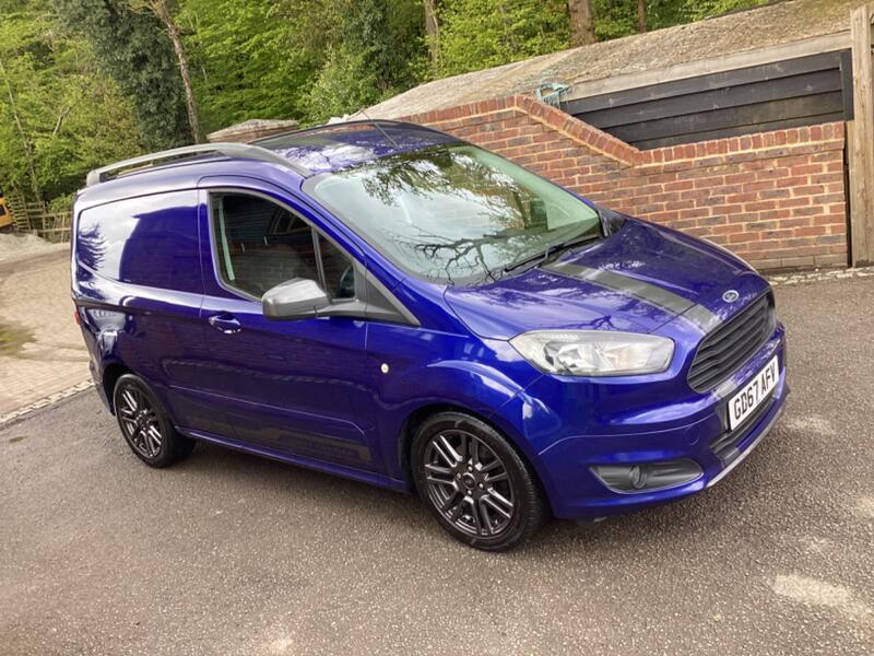 FORD TRANSIT COURIER