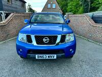 NISSAN NAVARA