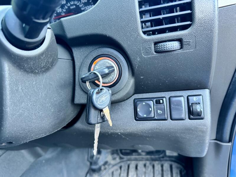 NISSAN NAVARA