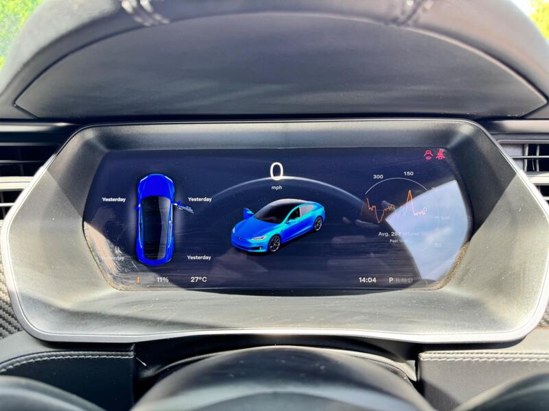 TESLA MODEL S