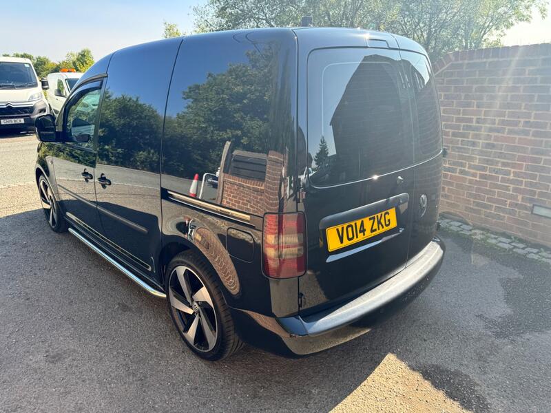 VOLKSWAGEN CADDY