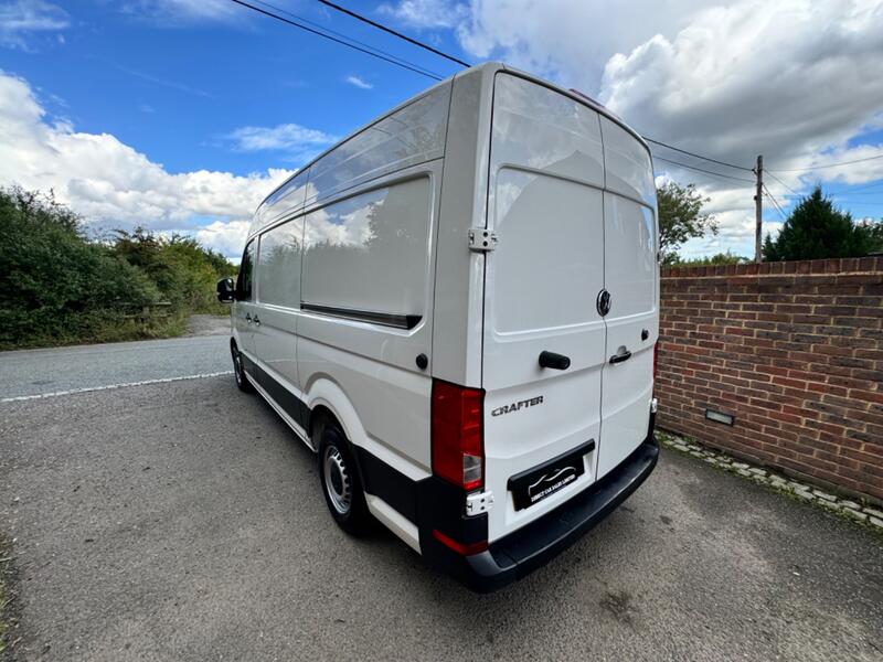VOLKSWAGEN CRAFTER