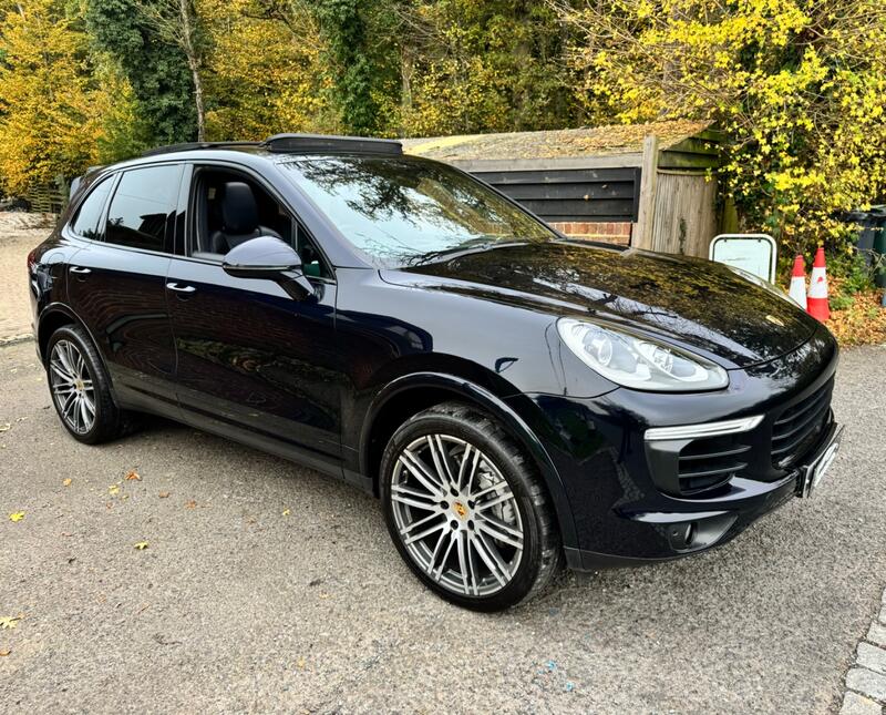 PORSCHE CAYENNE