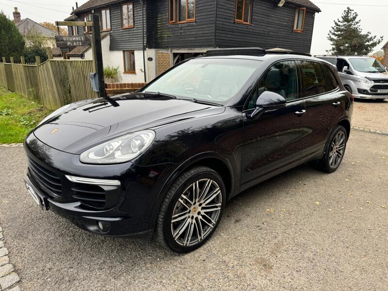 PORSCHE CAYENNE