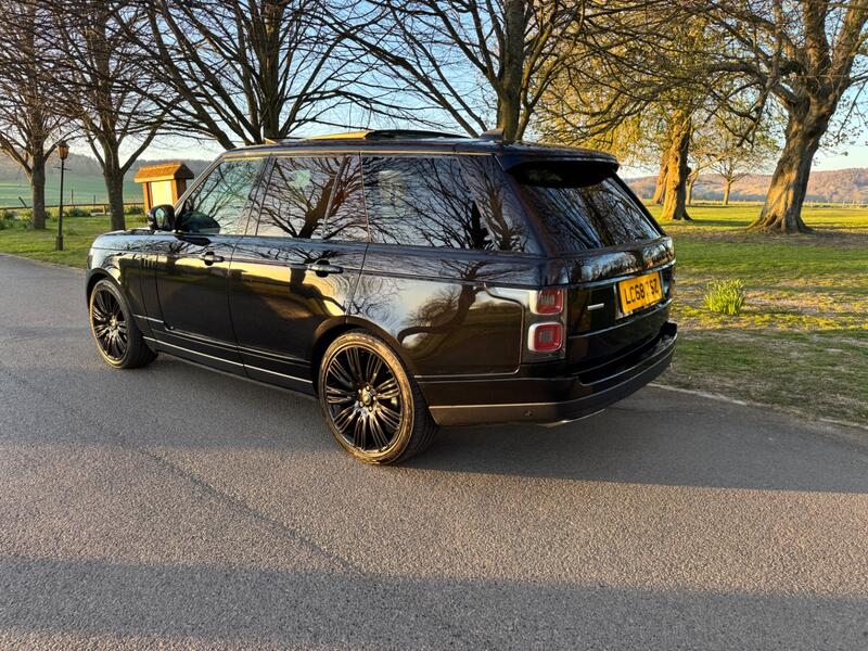 LAND ROVER RANGE ROVER