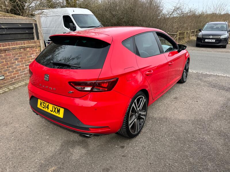 SEAT LEON