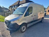 MERCEDES-BENZ SPRINTER