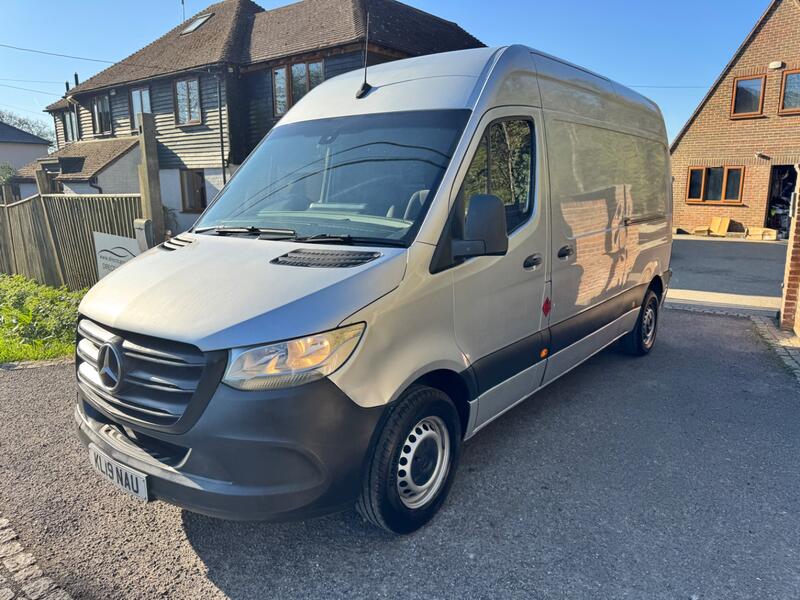 MERCEDES-BENZ SPRINTER