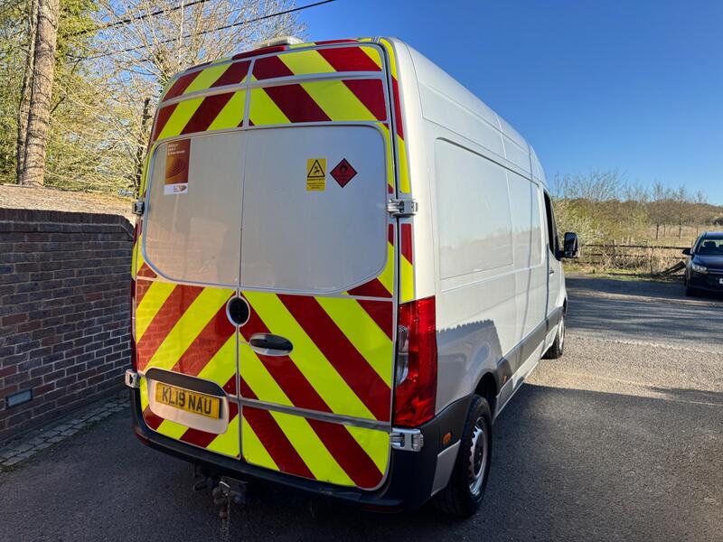 MERCEDES-BENZ SPRINTER