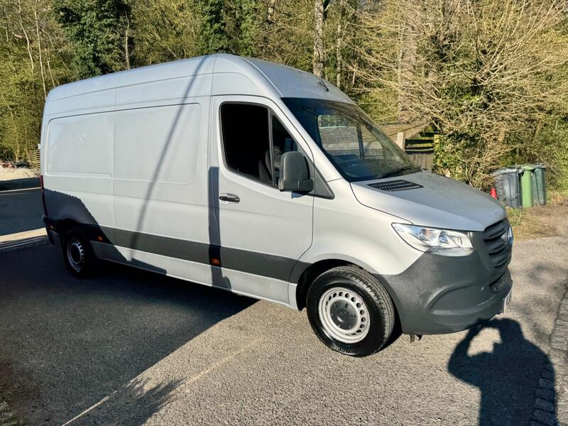 MERCEDES-BENZ SPRINTER