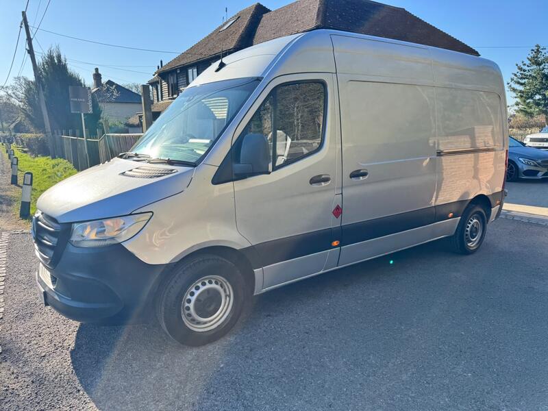 MERCEDES-BENZ SPRINTER