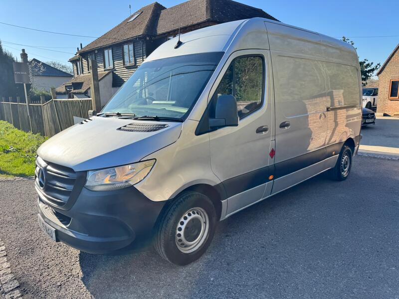 MERCEDES-BENZ SPRINTER