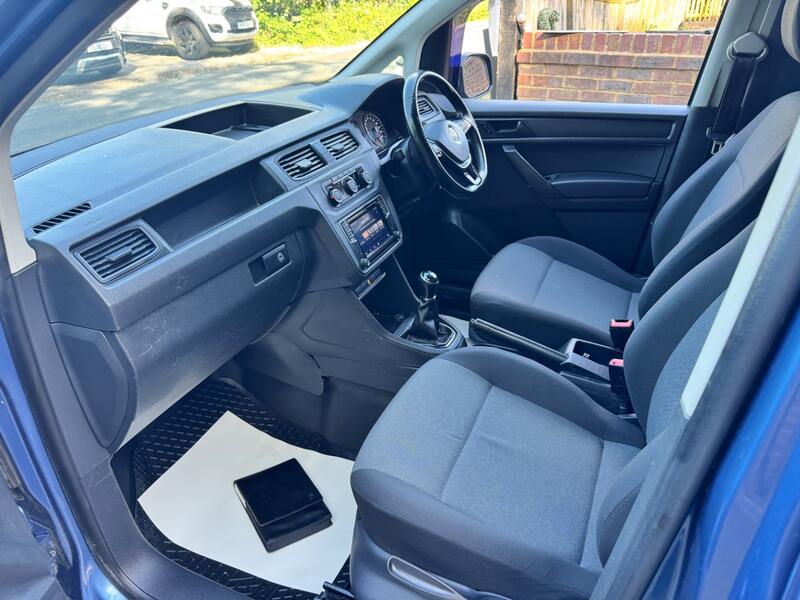 VOLKSWAGEN CADDY