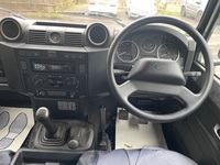 LAND ROVER DEFENDER 110