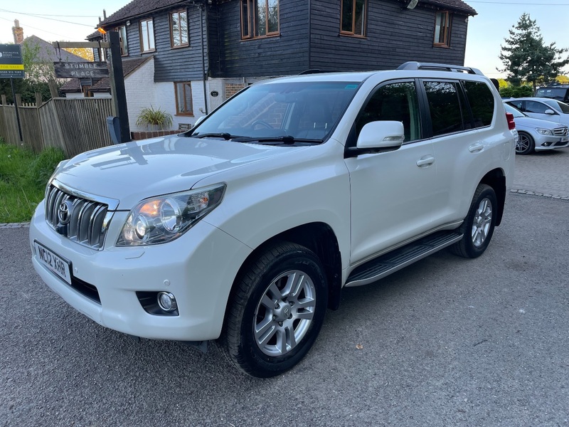 TOYOTA LAND CRUISER