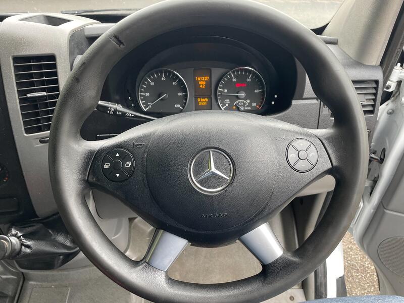 MERCEDES-BENZ SPRINTER